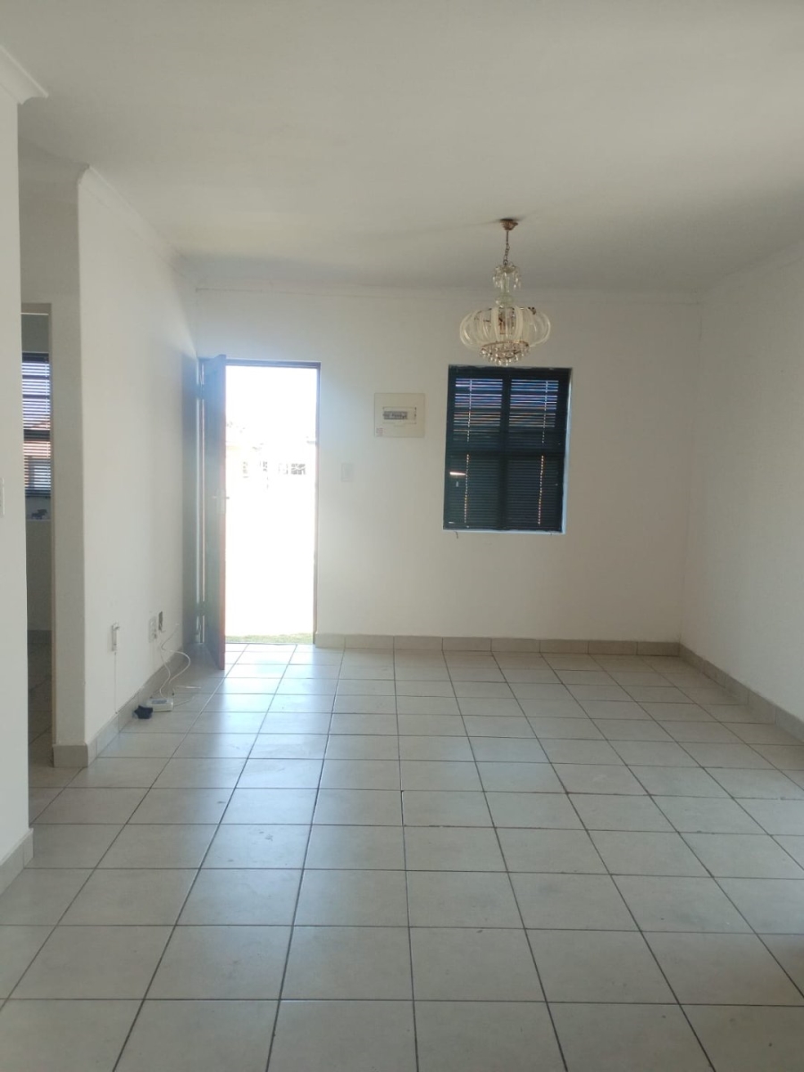 To Let 3 Bedroom Property for Rent in Tuscany Glen Western Cape